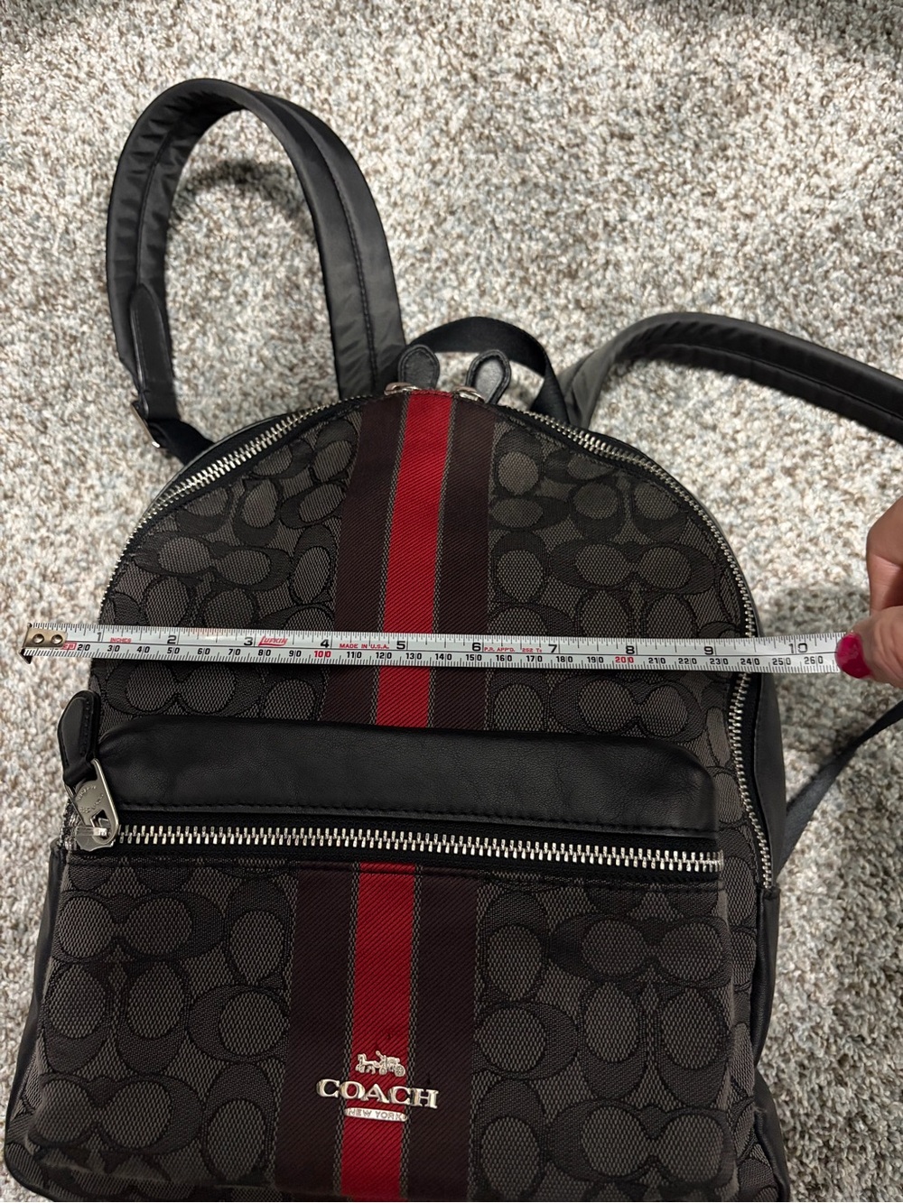 Coach Women’s Gray and Red Patterned Backpack
MEDIUM SIZE! - Picture 11 of 12